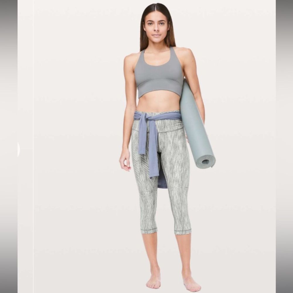 Lululemon Wunder Under Crop High-Rise 21” Arrow Jacquard Dark Olive Grey Sage 6